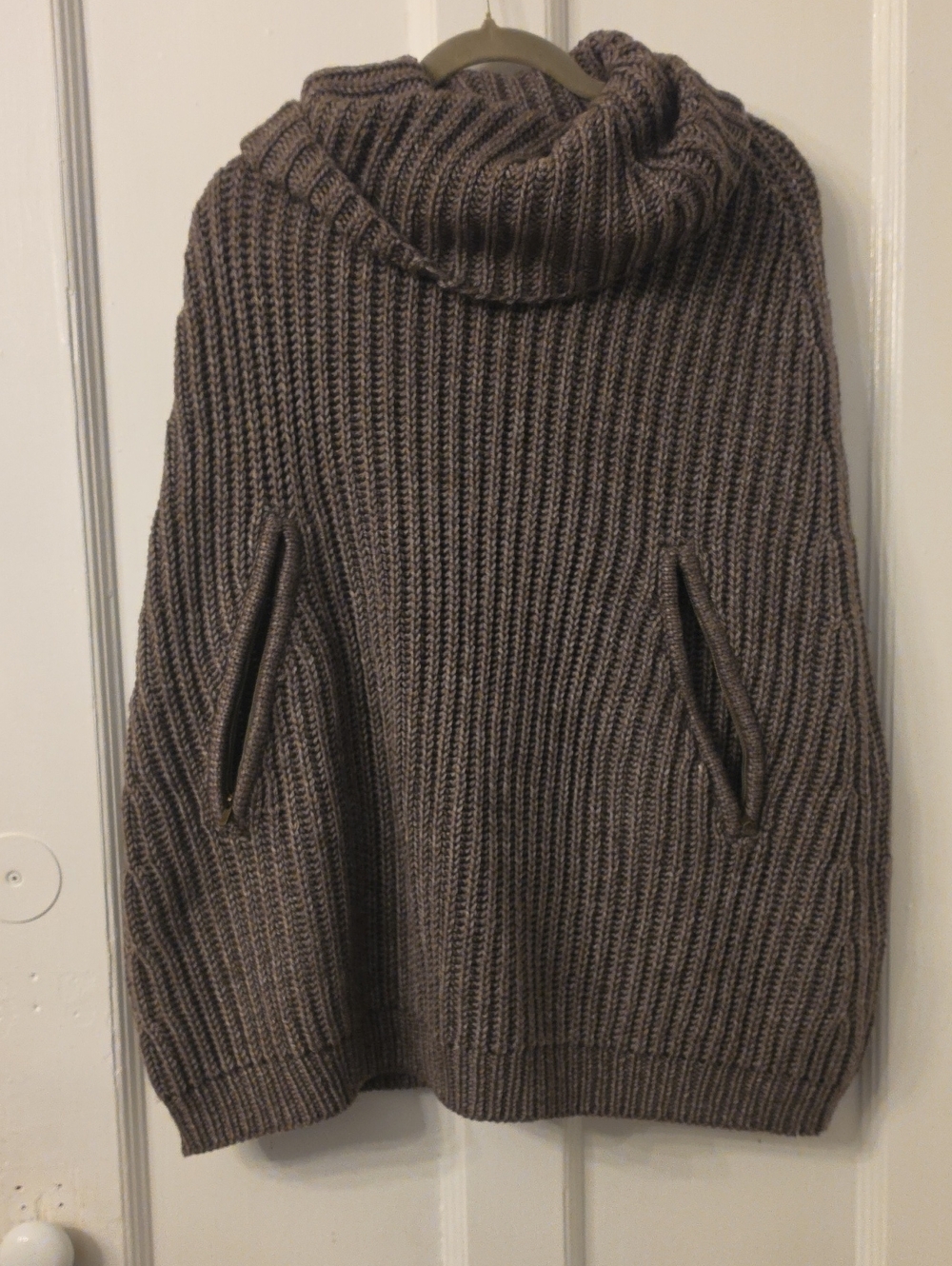 BCBGMAXAZRIA Women's Brown Cowl Neck Sweater Poncho Like New One Size